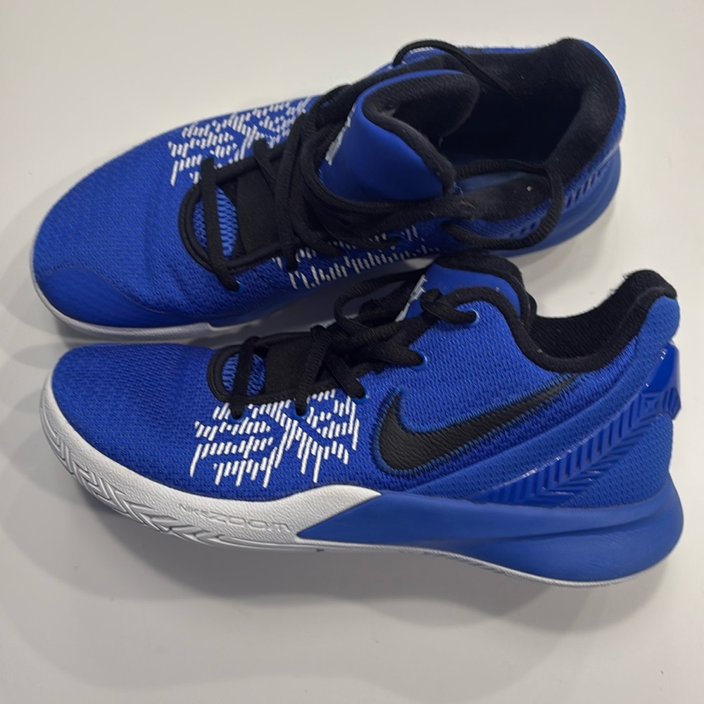 Nike Kyrie Flytrap 2 “Duke”